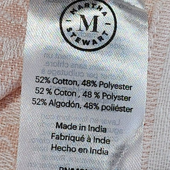 Martha Stewart Jacquard  Flowers and Plaids Pastel Color Tablecloth 60x84 Oblong - Picture 9 of 16